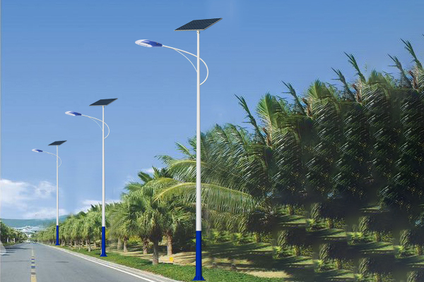 新疆太阳能路灯