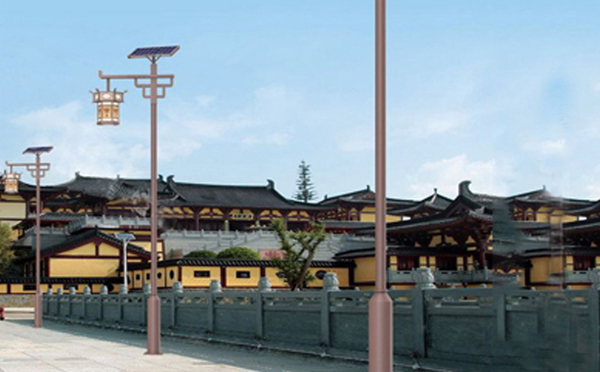 抗风型新疆太阳能路灯：保障稳定照明不受风害