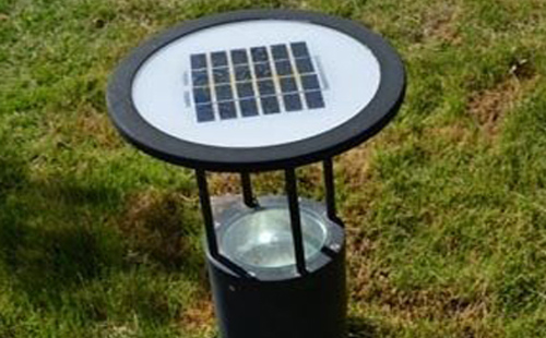 别墅庭院氛围营造：新疆草坪灯选型与布光技巧